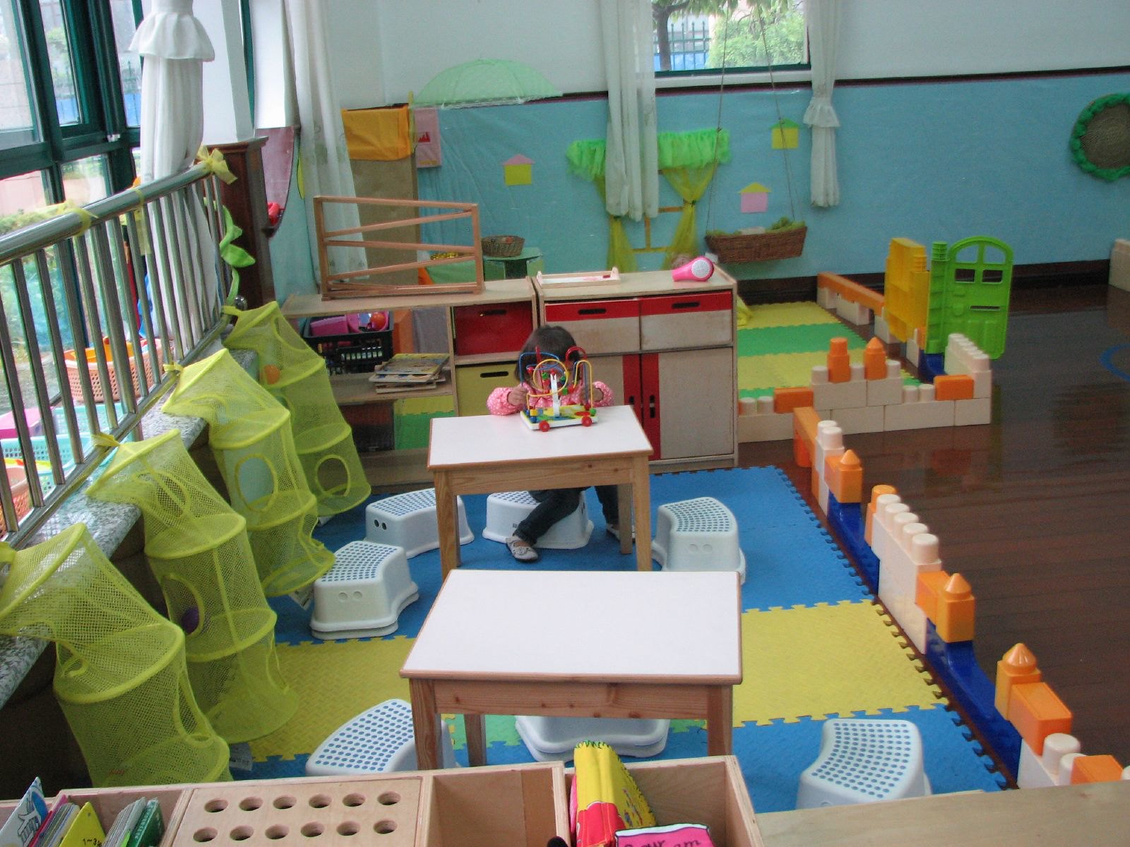photo of an early childhood classroom